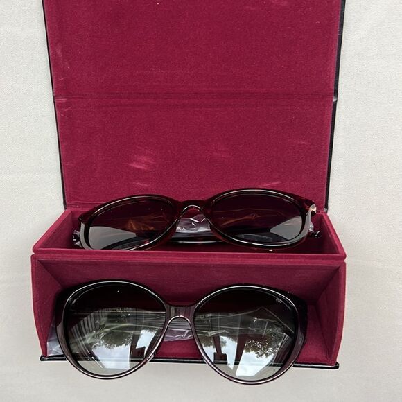 Rachel Zoe 2 Sunglasses & Case Set - Picture 1 of 13